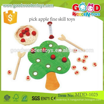 Nouveau design choisir pomme fine compétences jouets OEM haute qualité enfants pratique habileté jouets jouets jouets en bois MDD-1025